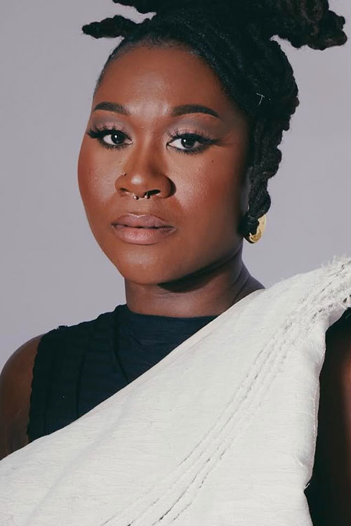 Zenzi Williams's headshot