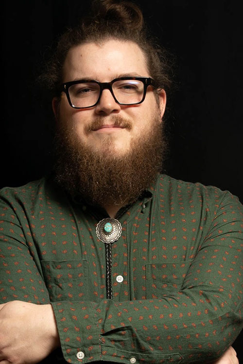 Tyler Neidermayer's headshot