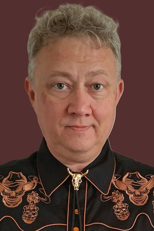 Shannon Slaton's headshot