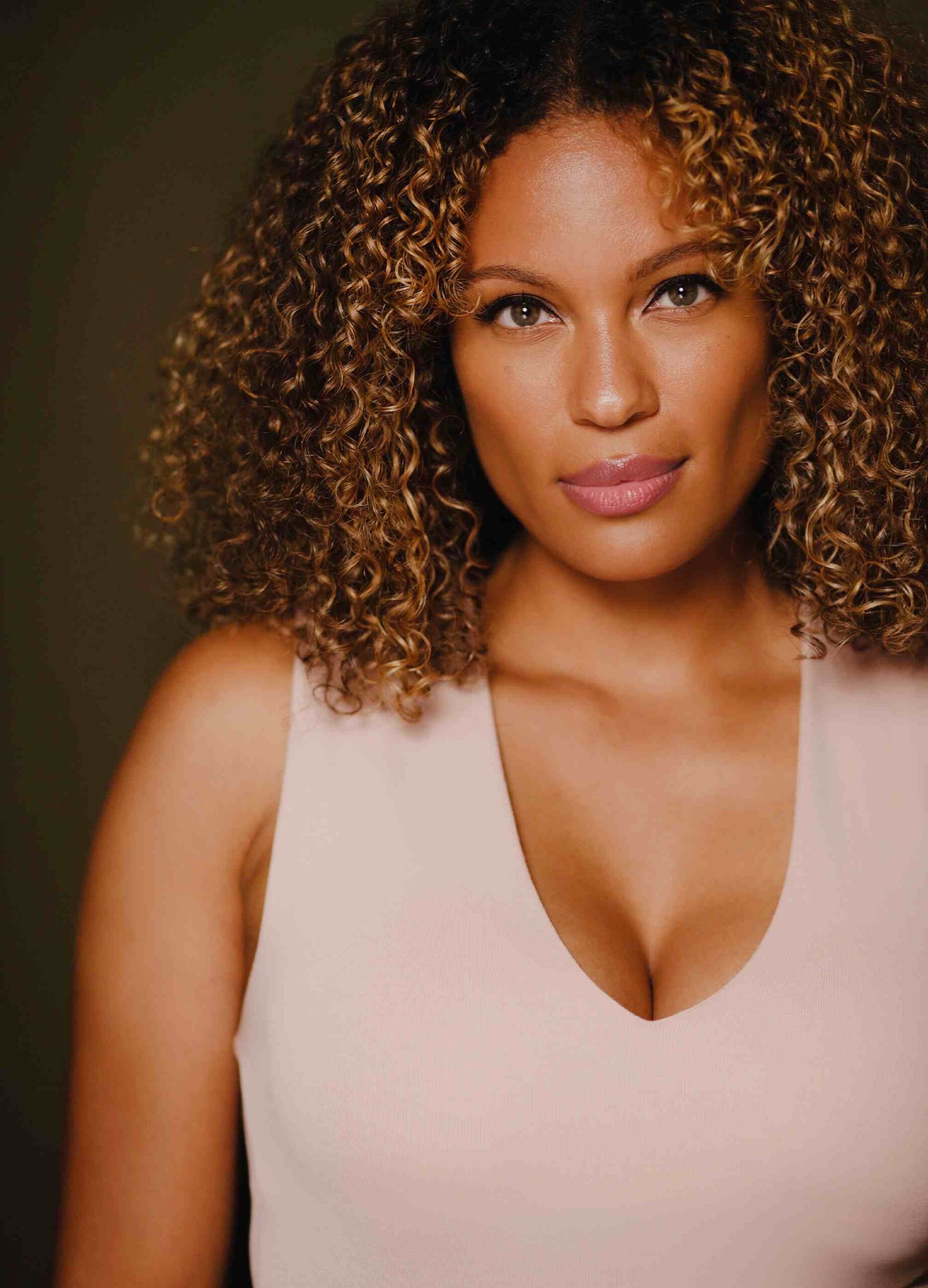 Rebecca L. Hargrove's headshot